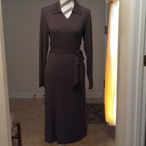 Ladies Alfani brown and tan wrap dress